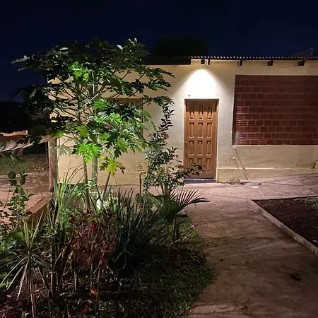 Hospedaje El Tucan Puerto Iguazu Exterior photo